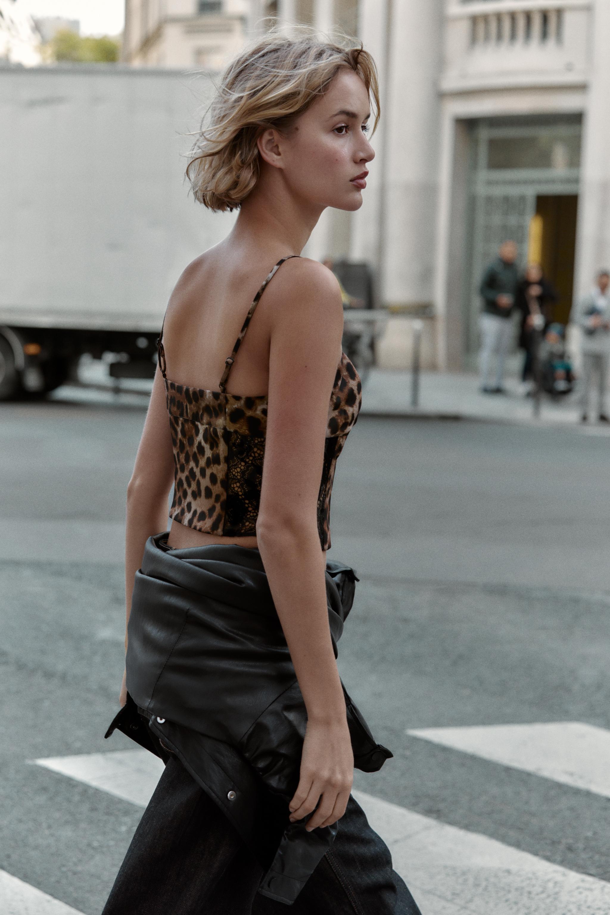 ANIMAL PRINT LACE TOP